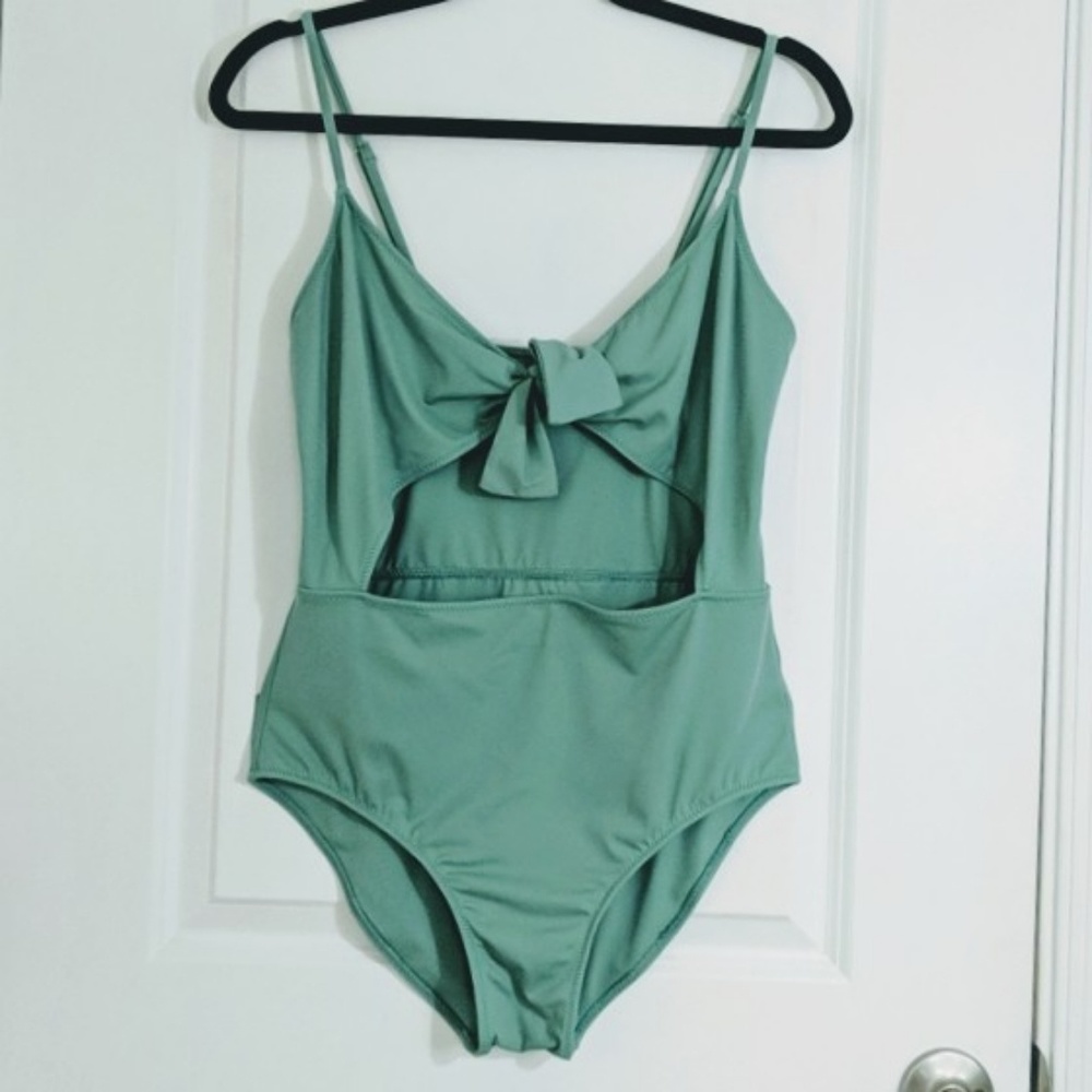 Reformation Tropicana one piece mint green L